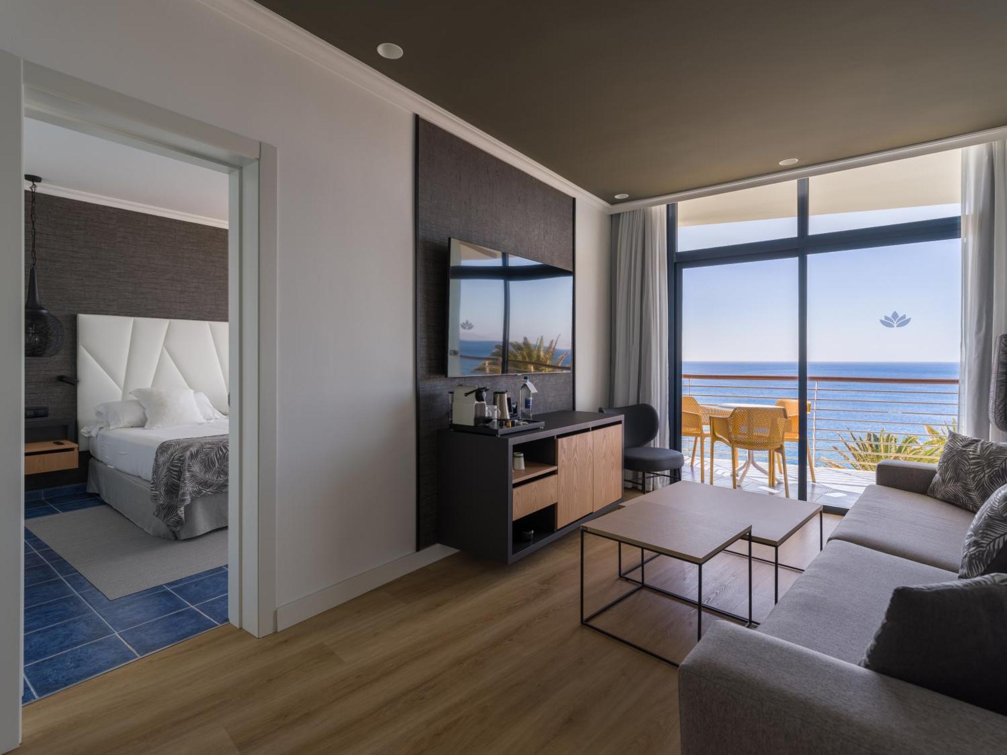 Hotel Mirador Papagayo By Livvo Playa Blanca  Exterior photo